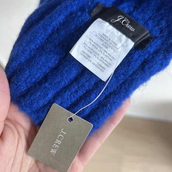 J Crew NWT Regal Blue Soft Loopy Stitch Oversized Cable-Knit Scarf Chunky - Picture 3 of 6